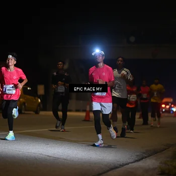 Runner Photo 8401818