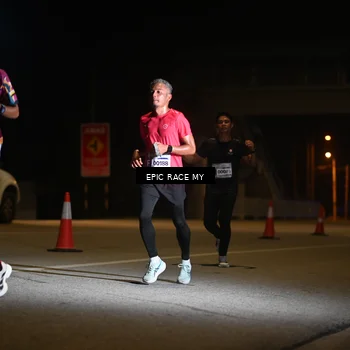 Runner Photo 8401854