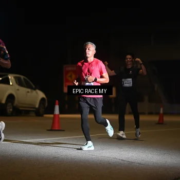 Runner Photo 8401855