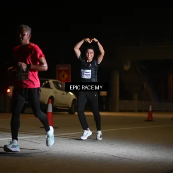 Runner Photo 8401856