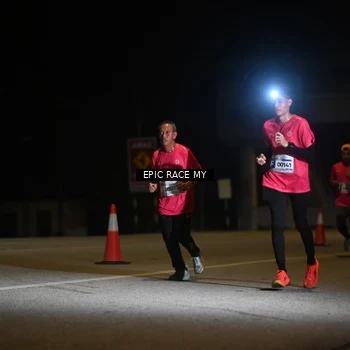 Runner Photo 8401874