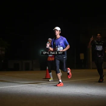 Runner Photo 8401901
