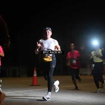 Runner Photo 8401991