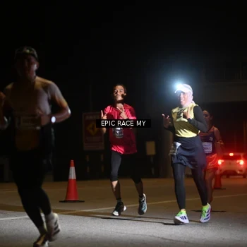 Runner Photo 8401999