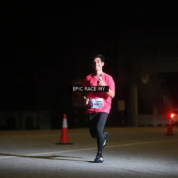 Runner Photo 8402006