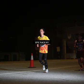 Runner Photo 8402014