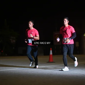 Runner Photo 8402037