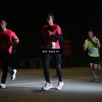 Runner Photo 8402041