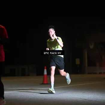 Runner Photo 8402042