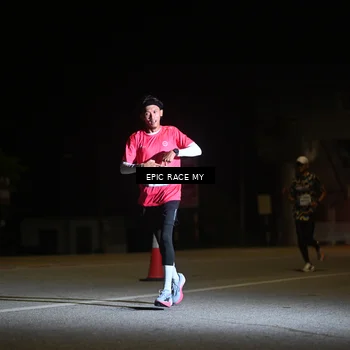 Runner Photo 8402049