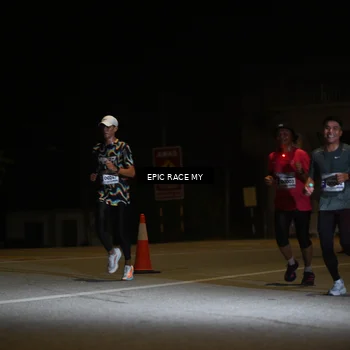 Runner Photo 8402055