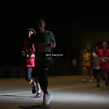 Runner Photo 8402060