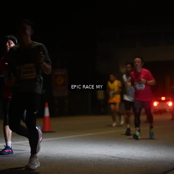 Runner Photo 8402061