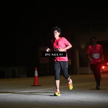 Runner Photo 8402077