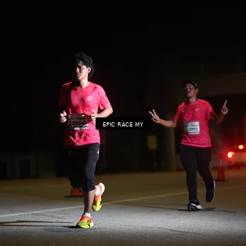 Runner Photo 8402079