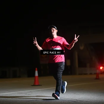 Runner Photo 8402080