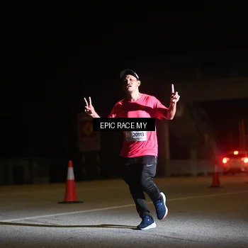 Runner Photo 8402081