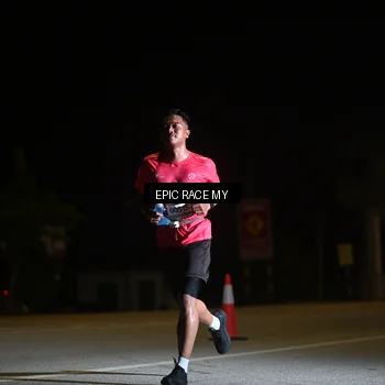 Runner Photo 8402090