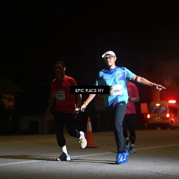 Runner Photo 8402099