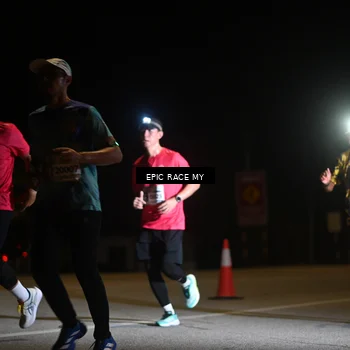 Runner Photo 8402104