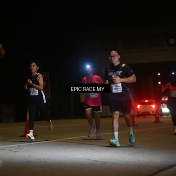 Runner Photo 8402117
