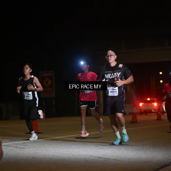 Runner Photo 8402119