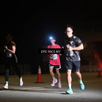 Runner Photo 8402122