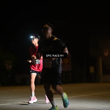 Runner Photo 8402125