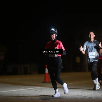 Runner Photo 8402129