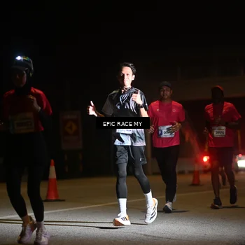 Runner Photo 8402132
