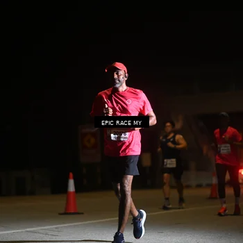 Runner Photo 8402137