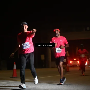 Runner Photo 8402140