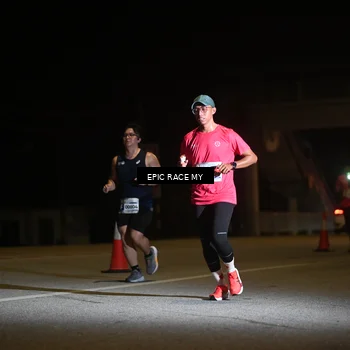 Runner Photo 8402143
