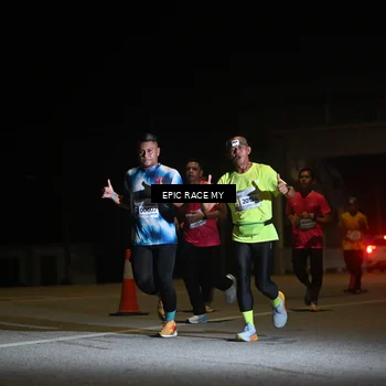 Runner Photo 8402150
