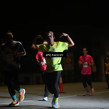 Runner Photo 8402156