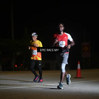 Runner Photo 8402165