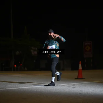 Runner Photo 8402172