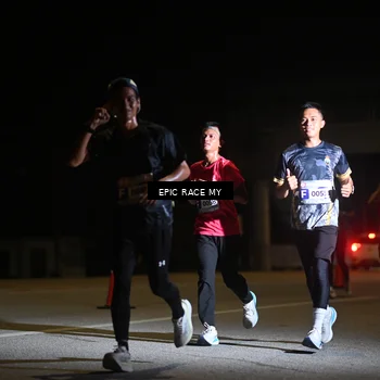 Runner Photo 8402175