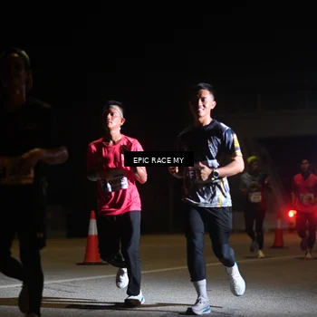 Runner Photo 8402178