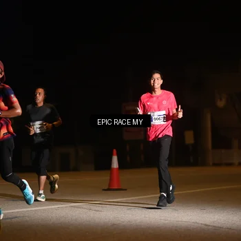 Runner Photo 8402193