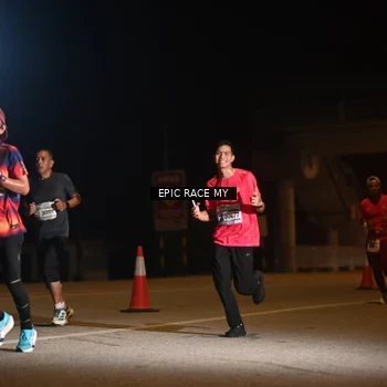 Runner Photo 8402198