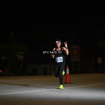 Runner Photo 8402204