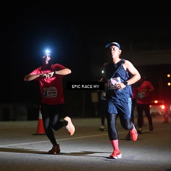 Runner Photo 8402222