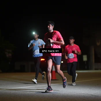 Runner Photo 8402230