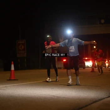 Runner Photo 8402243