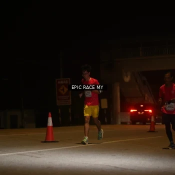 Runner Photo 8402255