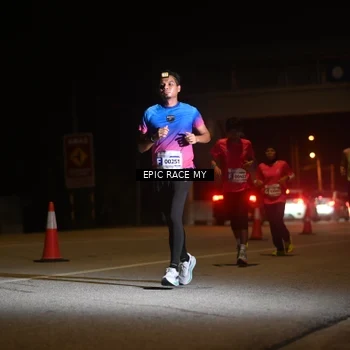 Runner Photo 8402262