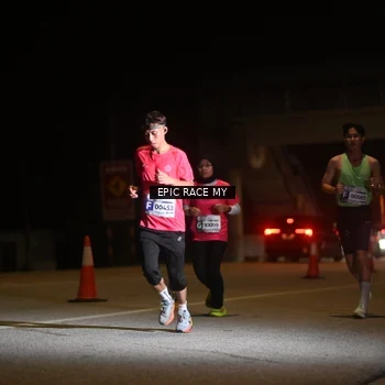 Runner Photo 8402270