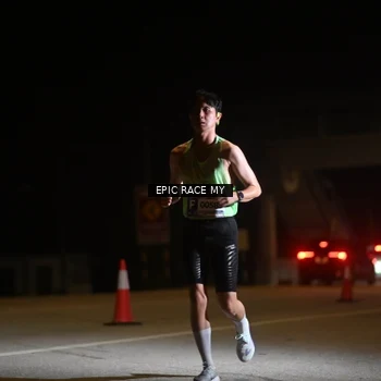 Runner Photo 8402277