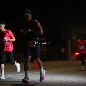 Runner Photo 8402285